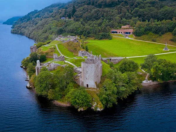 Urquhart Urquhart castle tours